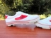 Giày bóng đá chính hãng màu đỏ trắng chính hãng Giày đào tạo Lu Thai giày nam gãy móng mang giày chân mới giày nam thể thao Giày bóng đá
