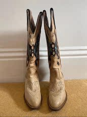 Западные Boots 2023欧美新款复古刺绣西部靴女粗跟增高拼色时装牛仔靴尖头高筒靴