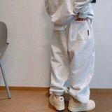 Дэнниндзи весенний прилив бренд ретро Хай -стрит Универсальный чистый цвет силуэт 500G Тяжелые ватные шерстяные брюки Человек