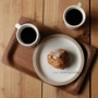 Nhật Bản KINTO walnut gỗ hình chữ nhật không trượt khay cốc cà phê đồ dùng khay cafe phin cafe sứ