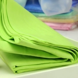 Сухое банное полотенце, хорошо впитывает воду