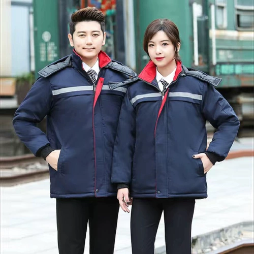 Демисезонный удерживающий тепло пуховик для работы