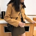 Mùa xuân Hàn Quốc phụ nữ dày đảm bảo sưởi ấm áo len đơn ngực ngắn phần lỏng lẻo là áo len mỏng - Áo khoác ngắn