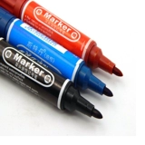 Нефтяная ручка курьер Big Pen 1 Yuan, один с тремя типами красного и черного и черного, случайных или гостей по требованию на доставку