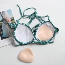 Купальный лиф 特价轻盈版发泡胸垫泳衣隐形加厚游泳比基尼内衣垫聚拢防水插片