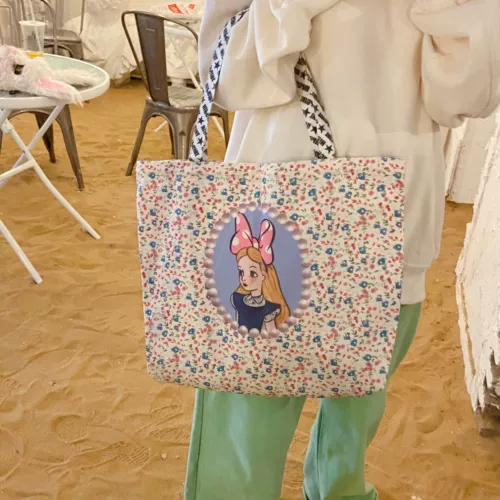 Небольшой дизайнерский шоппер, мультяшная модная сумка на одно плечо, с медвежатами, коллекция 2021