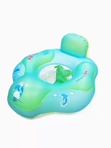 Самостоятельный ребенок, лежащий на круге плавания, чтобы предотвратить развернутый круг кольца шеи.