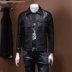 Lapel leather nam 2018 mùa thu mới cá tính trang trí túi trẻ trung pu đen áo khoác da mô phỏng nam Quần áo lông thú