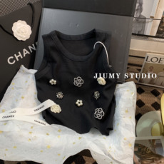 Жилет кашемировый jiumy studio自制~法式小香风山茶花钉珠针织背心吊带短款黑上衣