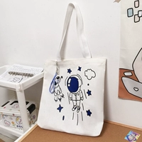 Белая космическая подвеска