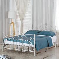 Тыквенная кровать с высоким содержанием белого цвета