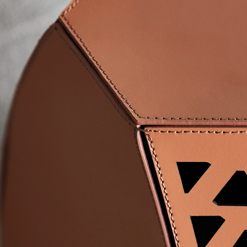 Итальянская седельная кожа смену обувную табуретку простые полые табуретки европейской стиль художественной мебели дизайнер домашний легкий роскошный кожаный стул