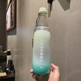 Ограниченная Starbucks Новая чашка 724 мл белый классический классический наследство пластиковая бутылка с водой, сопровождающая бутылочную чашку с бутылкой