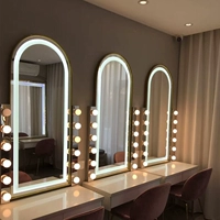 Расширенное зеркало с подсветкой подходит для фотосессий, туалетный столик, для салонов красоты