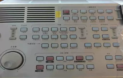 Двойной клавиш двойной кадр Инь Фей RS400 RS-400 Электронная трубка ветряная пианино много провинциальная доставка.