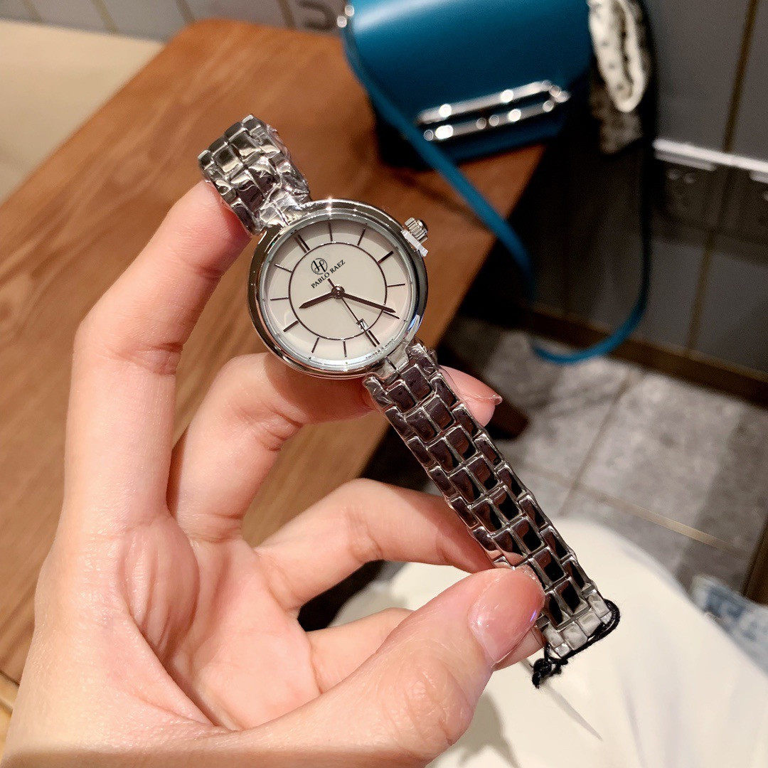 Nieuwe mode dameswijzerplaat vlindergesp kamer lokale luxe gouden studentenhorloge netwerk rode ins stijl_voghion.com