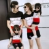 Cha mẹ và con mặc mùa hè 2018 gia đình mới ba gia đình nhà mẹ và con gái gia đình thiết lập bông ngắn tay t- shirt