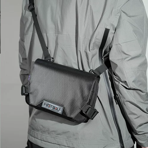 Главная волчья индустрия Jinghong Charter Charter Energy Wind Crossbody Bag