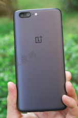 Бывшие в употреблении мобильные телефоны 二手oneplus