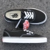 VANS AUTHENTIC thấp để giúp giày vải cổ điển màu đen và trắng nam giới và phụ nữ đôi giày trượt băng bình thường VN-0EE3BLK