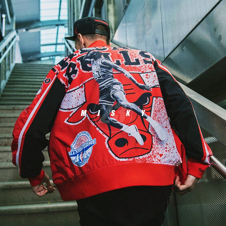 Spot · S code | Jordan 20SS MITCHELL & ISS joint bulls jacket jacket