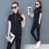 Bộ đồ thể thao Jeffrey Xueyi mùa hè 2019 của phụ nữ có kích thước lớn đứng cổ áo tay ngắn Quần thể thao hai mảnh giản dị - Thể thao sau