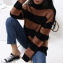 [] J 24 Phiên bản Hàn Quốc của mùa thu cổ tròn áo thun sọc dài tay áo len hoang dã áo len nữ C1 áo len gile nữ