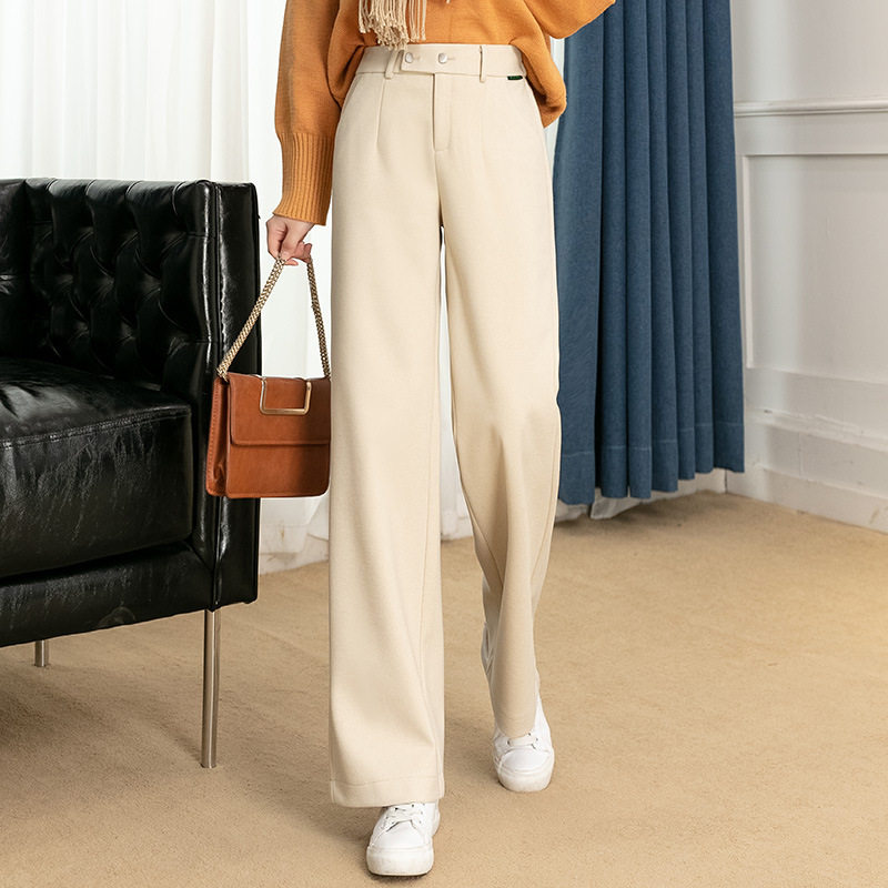 For the 2021 autumn and winter season, women's woolen wide-leg pants are loose and tight, with a high waist and drape. They are casual, loose and slimming straight-leg pants details Picture
