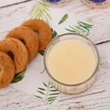 Молочнокислотные бактерии -со вкусом напитки полная коробка 12 больших бутылок*340 мл детского завтрака молоко молоко с низким содержанием пищи йогурт йогурт