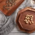 Tấm gỗ hình bát giác đặc kiểu Nhật Bản chén trà khay sáng tạo cá tính hộ gia đình mà không cần sơn mà không cần sáp bát giác bằng gỗ - Tấm Tấm