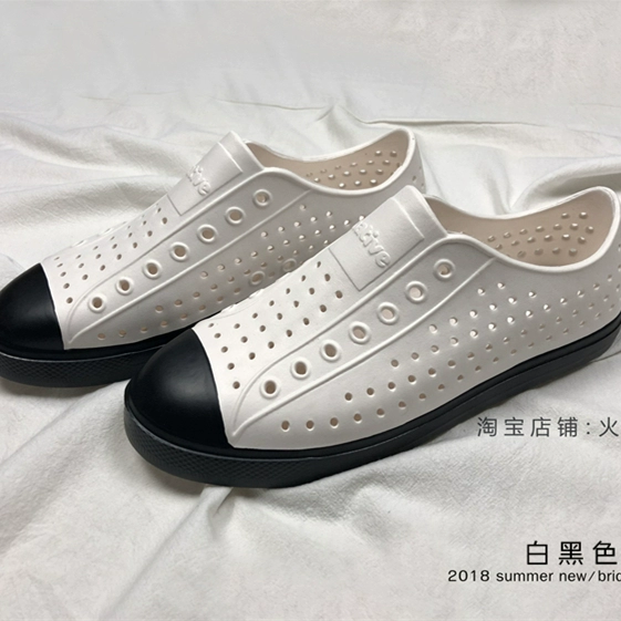 Giày lỗ gốc của WNC Male Xia Phiên bản Hàn Quốc Bao Tou Beach Giày Wading Hollow Sports Men and Phụ nữ Giày ngọt ngào 