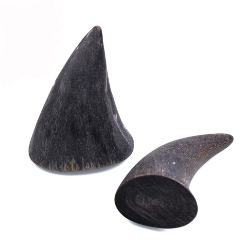 Полно -сердечный коровье рог Черный вода -ручка с ножом рука