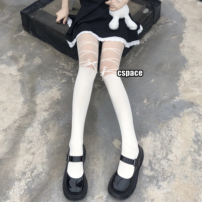 taobao agent Wurly -cho dismantling gifts are both sensitive white silk straps, butterflies, holidays, knee stockings black, thin pantyhose