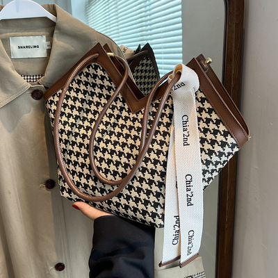 taobao agent Shoulder bag, fashionable universal capacious one-shoulder bag, 2023 collection