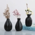 Gốm đen retro nhỏ bình phong cách Nhật hoa khô hoa Zen Zen hoa trang trí bàn bàn trang trí mềm mại - Vase / Bồn hoa & Kệ chậu đất nung trồng lan Vase / Bồn hoa & Kệ