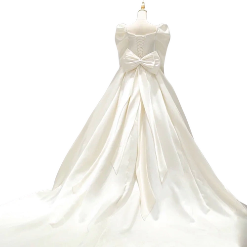 Атласное главное свадебное платье 2022 Новая невеста высокая текстура Французский тяжелый рабочие роскошное дворец Винт Дверь