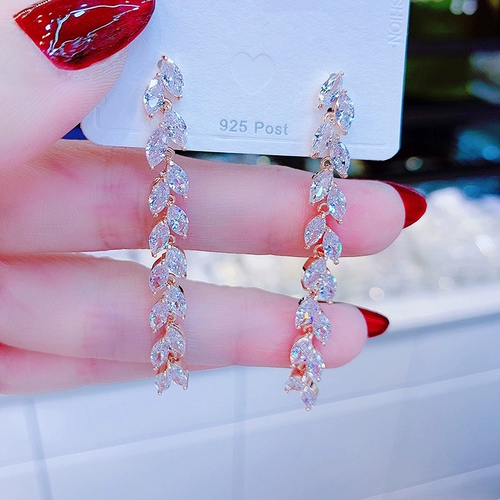 Серебряные иглы, супер-флэш-циркон, серьги из пшеницы, женские корейские серьги 2024, новые модные индивидуальные длинные серьги с кристаллами на свадьбу