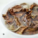 Jingmai Древнее дерево белое чай Sanda Laspic fa yin Dry Honey Rhythm и пенопластовая дисплей, перечисленные Sanda Poor Fore Real Estate Seversions Бесплатная доставка