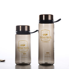 Герметичная бутылка 乐扣乐扣 复古塑料水杯便携泡茶杯子时尚随手杯男士 hlc966/967