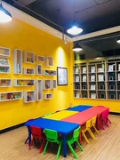 Bàn mẫu giáo gỗ rắn kết hợp bàn ghế trẻ em ghép bàn lớn đào tạo lớp trẻ em nhà sản xuất bàn bảo vệ môi trường - Phòng trẻ em / Bàn ghế