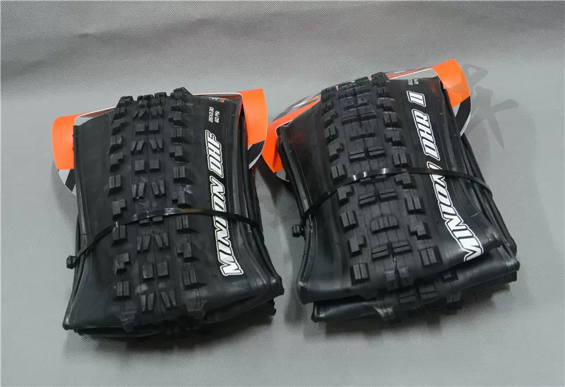 [Maxxis Minion DHF DHR 27.5 26 2.3 2.5 2.4 вакуумные бескамерные шины]
