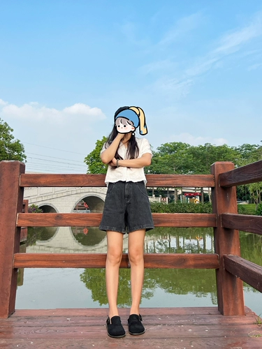 @SF李春元｜ Владелец оставляет его себе~ Выкройка очень хорошая!Узкие серо-черные джинсовые шорты с завышенной талией