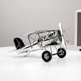 Модель самолета, металлическое настольное украшение для друга