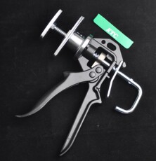 Инструмент для ремонта шасси 日本ktc 制动活塞复位器