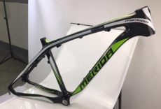 велорама 轻碳纤维山爻 26 17缱孕熊誊挑战者縓-carbon