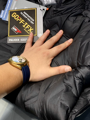 Дорожный бархатный зимний легкий водонепроницаемый мужской пуховик