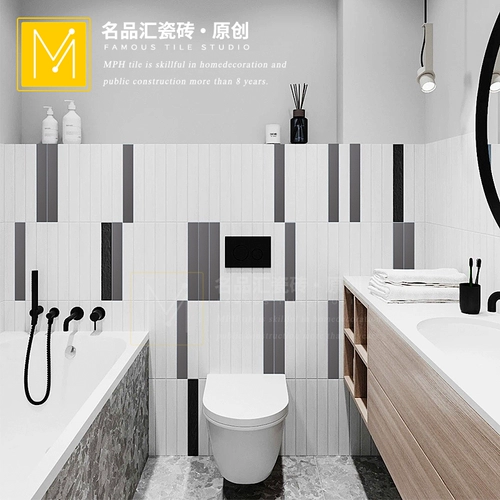 Знаменитый бирж с северным белым кирпич