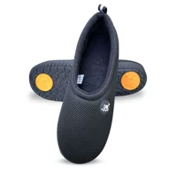 Вымачивая туфли черные