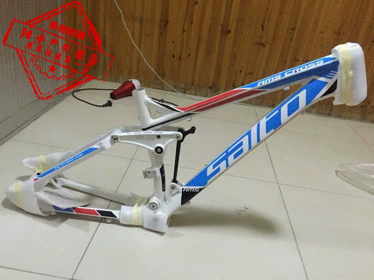 САЛТО Sato AM Cross классическая мягкая хвостовая рама, последние несколько, друзья, которым нужно войти
