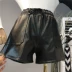 Thu đông 2018 phiên bản mới của Hàn Quốc có dây thun là quần da mỏng quần lửng đen mỏng lưới phiên bản cộng với chất liệu nhung nữ đồ công sở nữ Quần short
